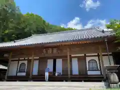 崇禅寺の本殿