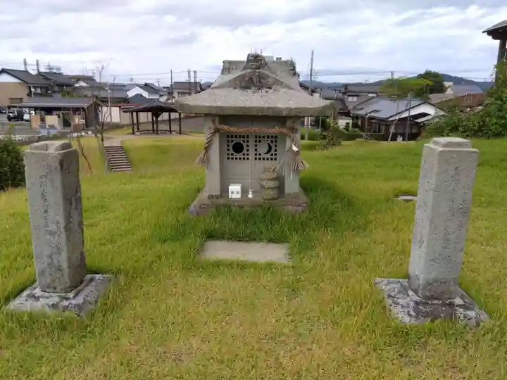 八幡神社(兜山古墳)(福井県)
