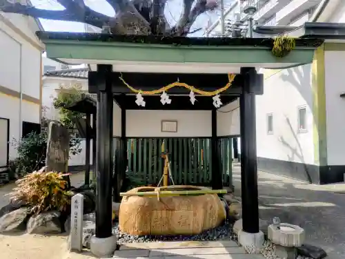 二宮神社の{uncategorized: "未分類", other: "その他", undefined: "問題あり", building: "その他建物", grave: "お墓", sacred_gate: "鳥居", guardian: "狛犬", statue: "像", buddha: "仏像", history: "歴史", nature: "自然", garden: "庭園", animal: "動物", pagoda: "塔", temizu: "手水舎", mountain_gate: "山門・神門", sanctuary: "本殿・本堂", subordinate: "末社・摂社", art: "芸術", scenery: "景色", jizo: "地蔵", ema: "絵馬", goshuin: "御朱印", omikuji: "おみくじ", items: "授与品その他", amulet: "お守り", goshuincho: "御朱印帳", eats: "食事", festival: "お祭り", votive_dance: "神楽", shichigosan: "七五三参", wedding: "結婚式", experience: "体験その他", initially: "初詣", around: "周辺", anti_infection: "感染症対策"}