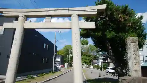 亀田八幡宮の鳥居