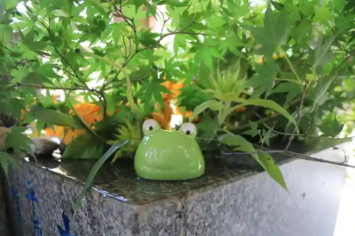 滑川神社 - 仕事と子どもの守り神の手水舎