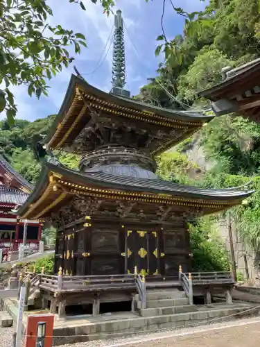 那古寺の塔