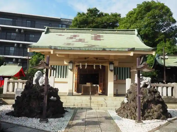 志茂熊野神社の本殿・本堂