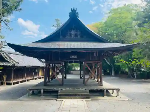 比都佐神社の{uncategorized: "未分類", other: "その他", undefined: "問題あり", building: "その他建物", grave: "お墓", sacred_gate: "鳥居", guardian: "狛犬", statue: "像", buddha: "仏像", history: "歴史", nature: "自然", garden: "庭園", animal: "動物", pagoda: "塔", temizu: "手水舎", mountain_gate: "山門・神門", sanctuary: "本殿・本堂", subordinate: "末社・摂社", art: "芸術", scenery: "景色", jizo: "地蔵", ema: "絵馬", goshuin: "御朱印", omikuji: "おみくじ", items: "授与品その他", amulet: "お守り", goshuincho: "御朱印帳", eats: "食事", festival: "お祭り", votive_dance: "神楽", shichigosan: "七五三参", wedding: "結婚式", experience: "体験その他", initially: "初詣", around: "周辺", anti_infection: "感染症対策"}