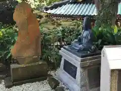 江島神社の像