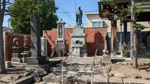 金峰寺の像