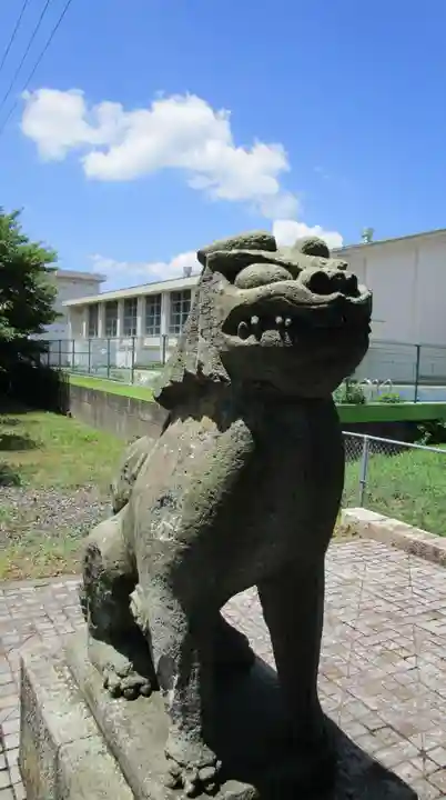 氣比神宮の狛犬