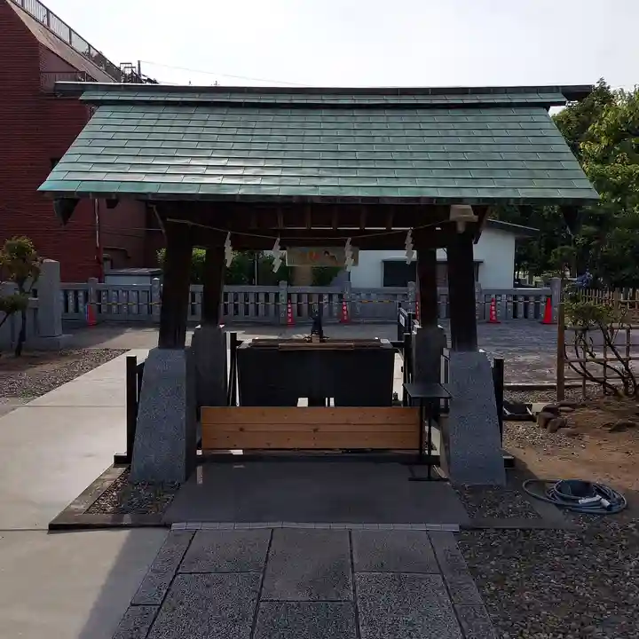 稲荷神社の手水舎