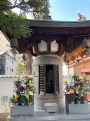 法楽寺の建物その他