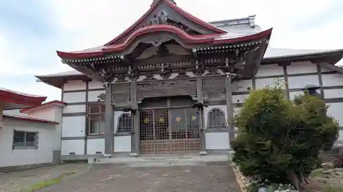 明徳寺の本殿・本堂