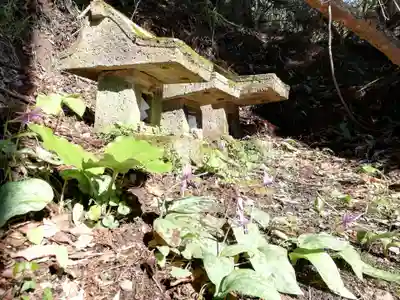 大峯不動尊の末社・摂社