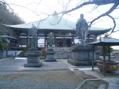 長勝寺の本殿・本堂