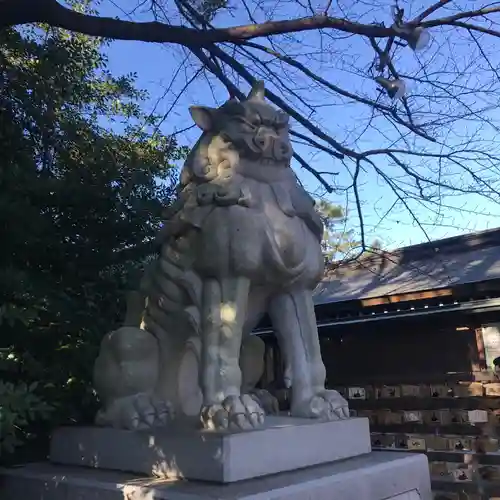 寒川神社の狛犬