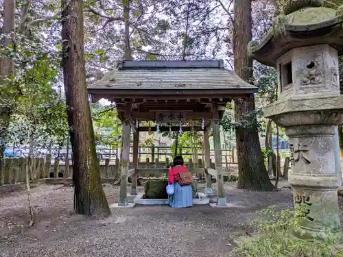 平群神社の手水舎