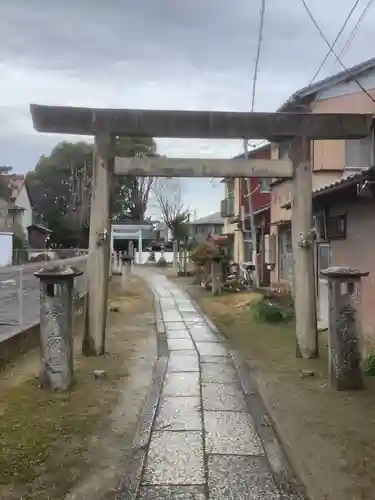 六軒神社の鳥居