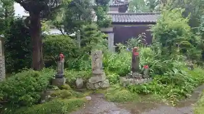 菊水寺の地蔵