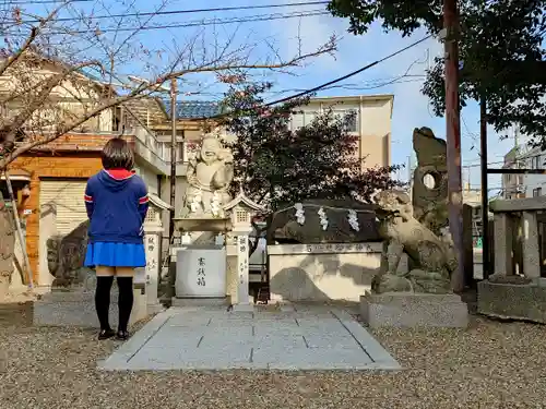 石津太神社の像