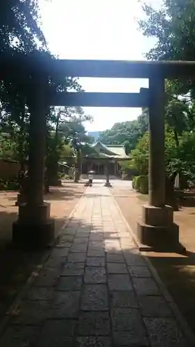 品川神社の鳥居