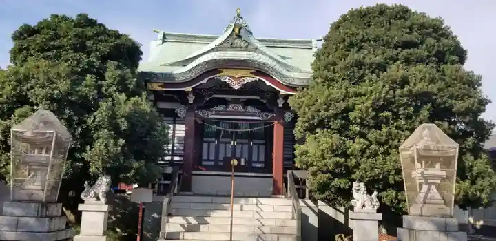 諏訪神社の本殿・本堂