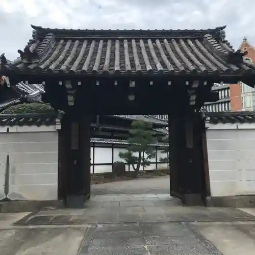 大聖寺の山門