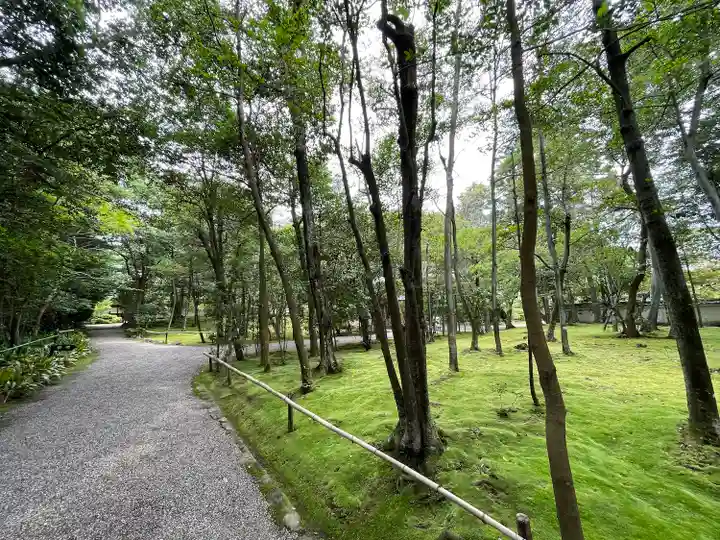 秋篠寺(奈良県)