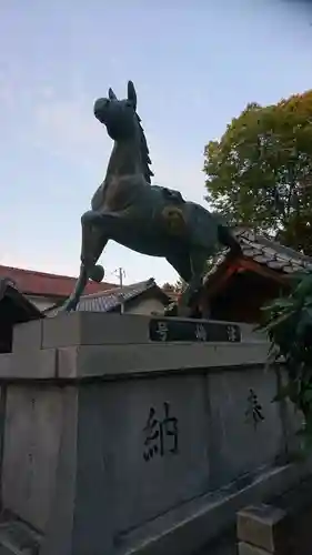 津嶋神社（萩原町西御堂）の狛犬