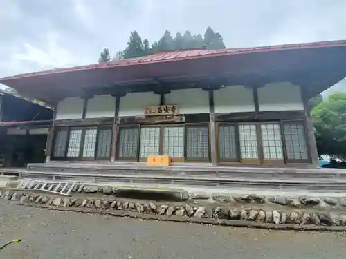 昌安寺の本殿・本堂
