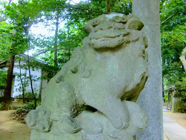 八王子神社の狛犬