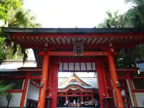 青島神社（青島神宮）の山門・神門