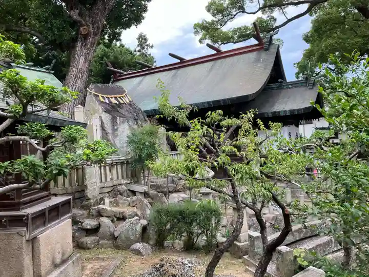 艮神社の本殿・本堂