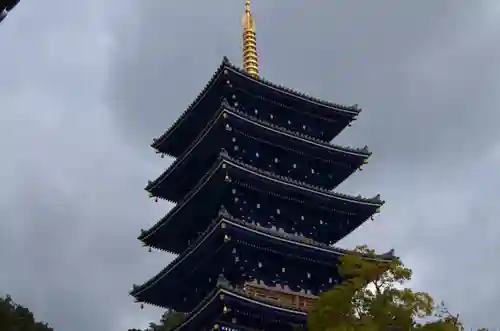 中山寺の塔