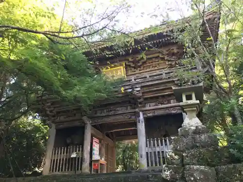 竹林寺の山門