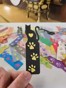 切り絵の栞プレゼントします
12月29日~1月5日
猫ちゃんをイメージした切り絵の栞を参詣者の皆様に無料で配布させていただきます。除夜の鐘、お正月にも配布させていただきますが、お好きな色は先着順とさせていただきます。
本年の除夜の鐘は日中に開催いたします。皆様のご参加お待ちしております。
また大晦日限定の御朱印も配布予定です。
#参詣印 #三重県 #御朱印 #カラフル御朱印 #可愛い御朱印 #綺麗な御朱印 #御朱印ガール #三重県御朱印 #東海御朱印 #四日市 #鈴鹿市 #鈴鹿 #津市 #御朱印めぐり #御朱印部 #御朱印帳集め #隨願寺 #随願寺 #虹色御朱印 #切り絵御朱印 #ホトカミ #除夜の鐘 #大晦日 #お正月