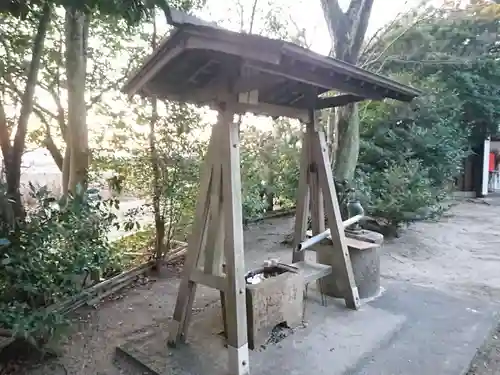 針曽根八幡社の手水舎