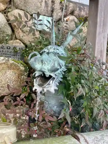 檜尾神社の手水舎