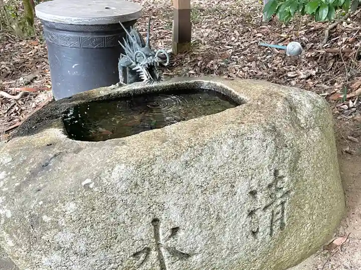 大乃己所神社の手水舎
