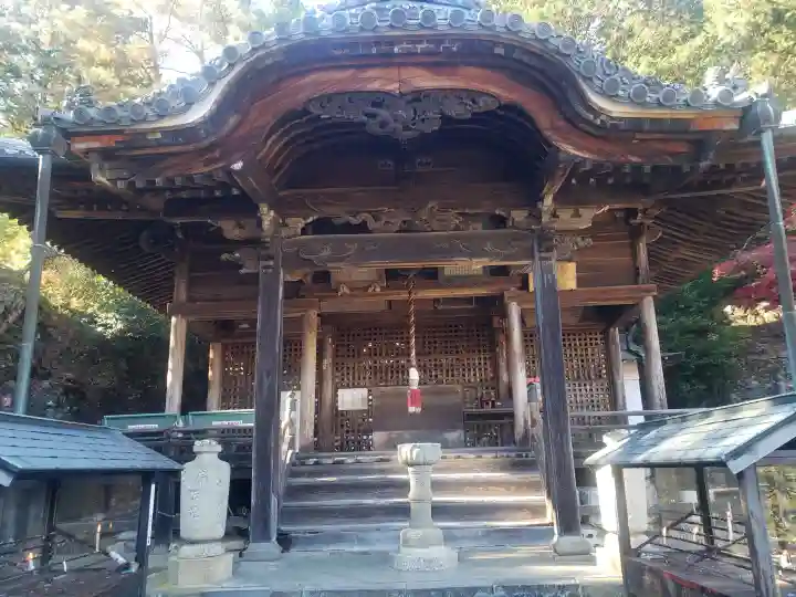 法華寺の本殿・本堂