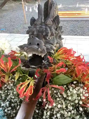 美濃國一宮　南宮大社の手水舎