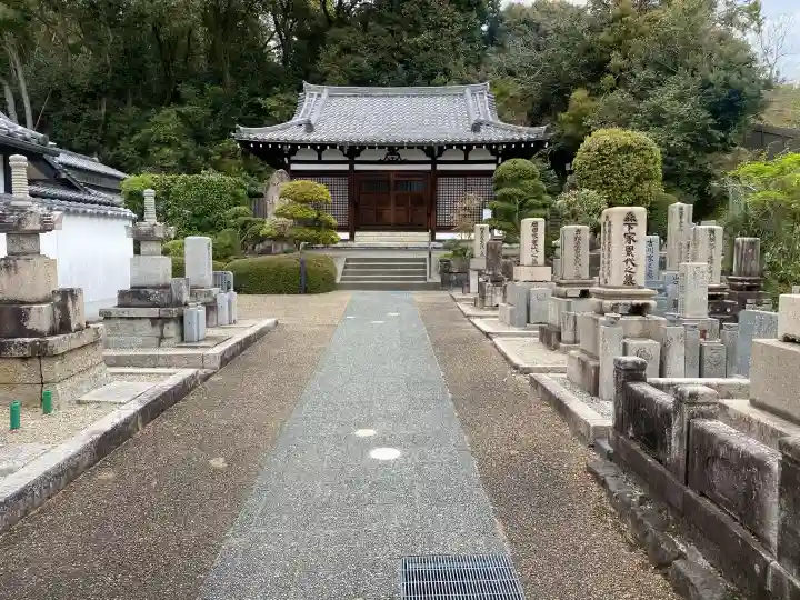 空海寺の{uncategorized: "未分類", other: "その他", undefined: "問題あり", building: "その他建物", grave: "お墓", sacred_gate: "鳥居", guardian: "狛犬", statue: "像", buddha: "仏像", history: "歴史", nature: "自然", garden: "庭園", animal: "動物", pagoda: "塔", temizu: "手水舎", mountain_gate: "山門・神門", sanctuary: "本殿・本堂", subordinate: "末社・摂社", art: "芸術", scenery: "景色", jizo: "地蔵", ema: "絵馬", goshuin: "御朱印", omikuji: "おみくじ", items: "授与品その他", amulet: "お守り", goshuincho: "御朱印帳", eats: "食事", festival: "お祭り", votive_dance: "神楽", shichigosan: "七五三参", wedding: "結婚式", experience: "体験その他", initially: "初詣", around: "周辺", anti_infection: "感染症対策"}