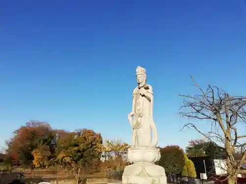 上原寺別院　祈誓結社の仏像