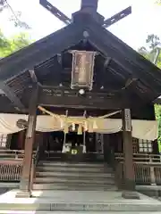 春日山神社の本殿