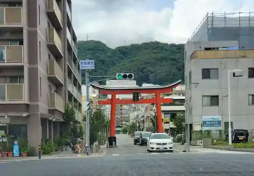 森・深江・青木 総氏神　稲荷神社の鳥居