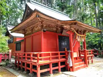諏訪神社の本殿・本堂