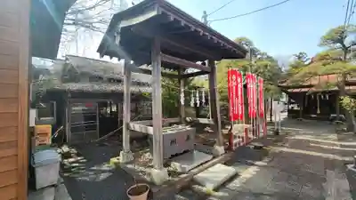 城山稲荷神社の手水舎