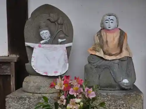 穀屋尼寺(滋賀県)