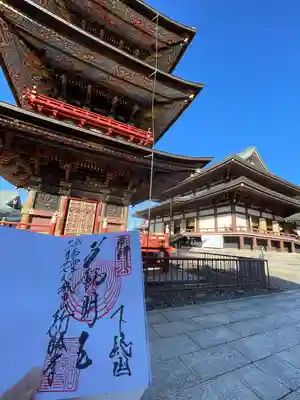 大本堂と三重塔(重要文化財)