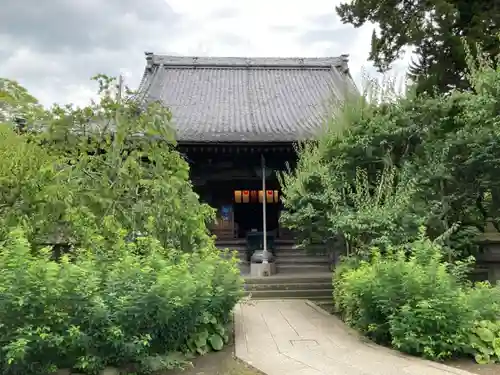 宝戒寺の本殿・本堂
