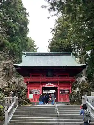 富士山東口本宮 冨士浅間神社の山門・神門