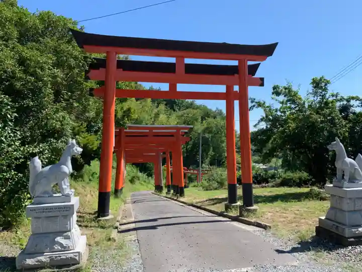 高屋敷稲荷神社の鳥居