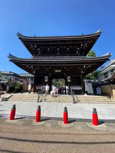 中山寺の山門・神門